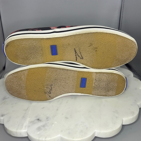 Women's Kate Spade New York Keds Floral Red Black Tassel Lace Up Sneakers Size 6 - Picture 9 of 9